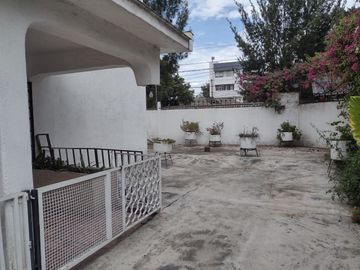 CASA EN ESQUINA COL. HUMBOLDT 1100 MTS. TERRENO