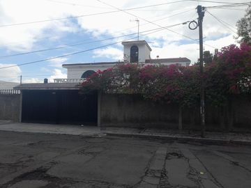 CASA EN ESQUINA COL. HUMBOLDT 1100 MTS. TERRENO