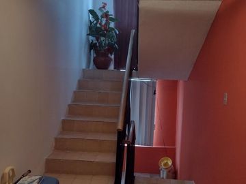 CASA EN ESQUINA COL. HUMBOLDT 1100 MTS. TERRENO