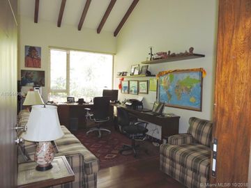 Gorgeous One Level Home with Private Lake in Heart of LLanogrande