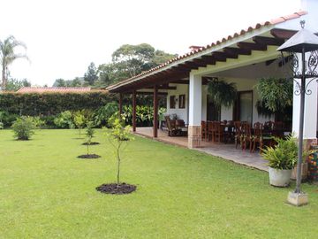 Gorgeous One Level Home with Private Lake in Heart of LLanogrande