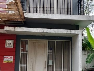 Dijual Rumah Cluster Jade Residence One BSD City Tangerang Selatan Bagus Nyaman Lokasi Strategis