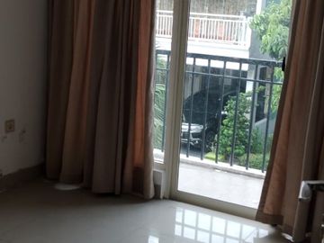 Dijual Rumah Cluster Jade Residence One BSD City Tangerang Selatan Bagus Nyaman Lokasi Strategis