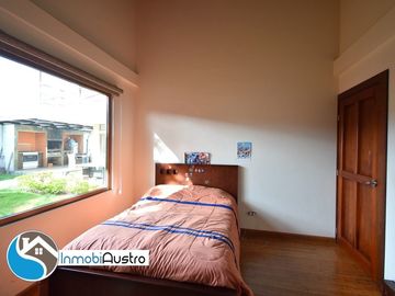 Challuabamba, Venta de Casa Amoblada