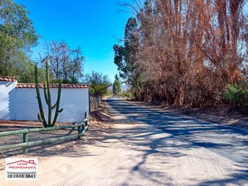 Venta de parcela en condominio sector Alhue, Curacaví.