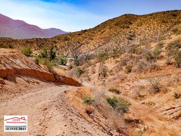 Venta de parcela en condominio sector Alhue, Curacaví.