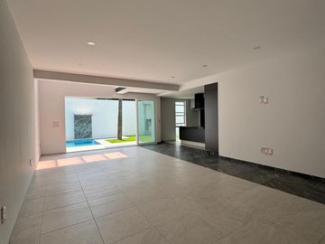 CASAS EN FRACCIONAMIENTO LEÑEROS. VISTAHERMOSA