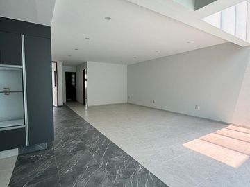 CASAS EN FRACCIONAMIENTO LEÑEROS. VISTAHERMOSA