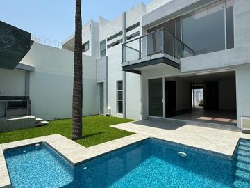 CASAS EN FRACCIONAMIENTO LEÑEROS. VISTAHERMOSA