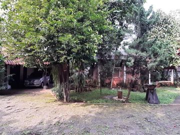 DIJUAL RUMAH HITUNG TANAH DI JL.CILEDUK RAYA CIPULIR KEBAYORAN LAMA JAKARTA SELATAN