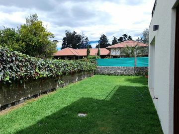 LA ESPE - CONEISA NOVE- EXCLUSIVO PROYECTO, VENTA DE 9 CASAS