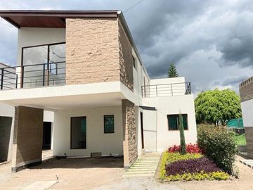 LA ESPE - CONEISA NOVE- EXCLUSIVO PROYECTO, VENTA DE 9 CASAS