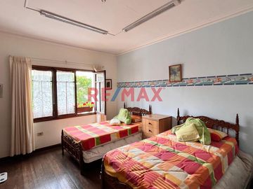 CASA EN VENTA  ID: 1091491 La Casa Que Siempre Soñaste Y Ahora Puede Ser Tuya A Una Cuadra Del Parque Gonzales Prada Y Cerca A La Av. Javier Prado
