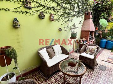 CASA EN VENTA  ID: 1091491 La Casa Que Siempre Soñaste Y Ahora Puede Ser Tuya A Una Cuadra Del Parque Gonzales Prada Y Cerca A La Av. Javier Prado