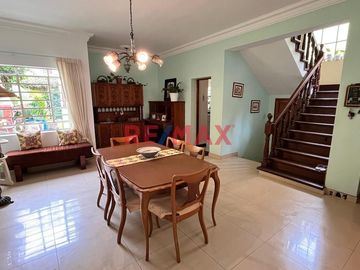 CASA EN VENTA  ID: 1091491 La Casa Que Siempre Soñaste Y Ahora Puede Ser Tuya A Una Cuadra Del Parque Gonzales Prada Y Cerca A La Av. Javier Prado