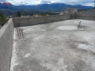 Venta de casa en Atuntaqui sector Santo Domingo
