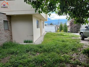 Venta de casa en Atuntaqui sector Santo Domingo