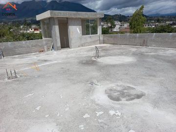 Venta de casa en Atuntaqui sector Santo Domingo