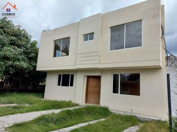 Venta de casa en Atuntaqui sector Santo Domingo
