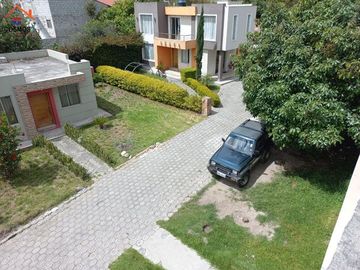 Venta de casa en Atuntaqui sector Santo Domingo