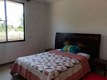 Venta o Permuta de Hermosa Casa en conjunto cerrado El Castillo-Jamundí.
