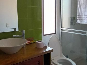 Venta o Permuta de Hermosa Casa en conjunto cerrado El Castillo-Jamundí.