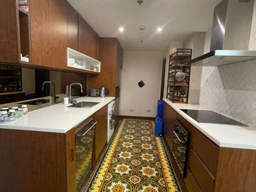 2 Bedroom Unit for Sale in Bellagio 3, BGC