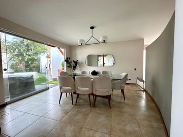 CASA DE LINDA Y MODERNA ARQUITECTURA, CON PISCINA Y ACABADOS A1 EN CONDOMINIO DDE 3 CASAS 🏡✨