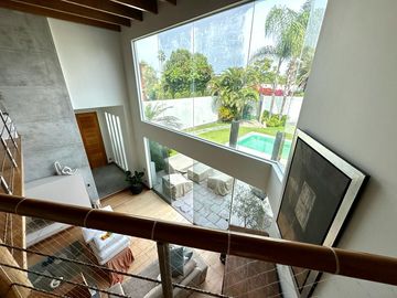 CASA DE LINDA Y MODERNA ARQUITECTURA, CON PISCINA Y ACABADOS A1 EN CONDOMINIO DDE 3 CASAS 🏡✨