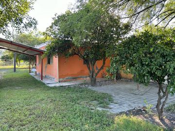 CASA QUINTA EN VENTA EN CADEREYTA, JIMENEZ, NL, ZONA LAS ADJUNTAS