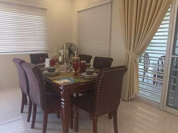 Modern house with 7Br comes with Nice Garden in Santa Rosa Laguna  16M super Nego