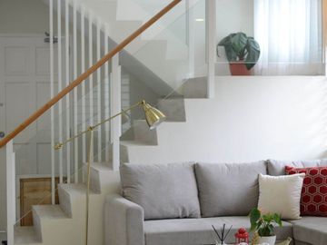 Modern house with 7Br comes with Nice Garden in Santa Rosa Laguna  16M super Nego