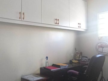 Modern house with 7Br comes with Nice Garden in Santa Rosa Laguna  16M super Nego