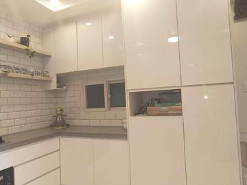 Modern house with 7Br comes with Nice Garden in Santa Rosa Laguna  16M super Nego