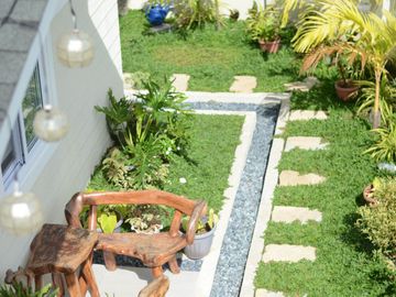Modern house with 7Br comes with Nice Garden in Santa Rosa Laguna  16M super Nego