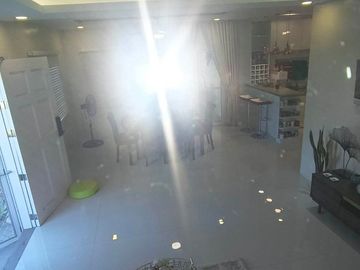 Modern house with 7Br comes with Nice Garden in Santa Rosa Laguna  16M super Nego