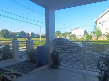 Modern house with 7Br comes with Nice Garden in Santa Rosa Laguna  16M super Nego