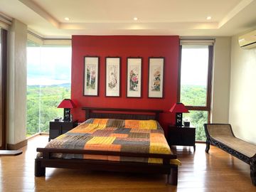 5-Bedroom House in Ayala Westgrove Heights Inchican Silang Cavite