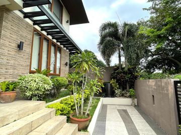 5-Bedroom House in Ayala Westgrove Heights Inchican Silang Cavite