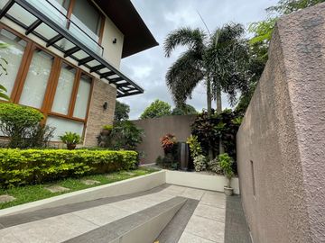 5-Bedroom House in Ayala Westgrove Heights Inchican Silang Cavite