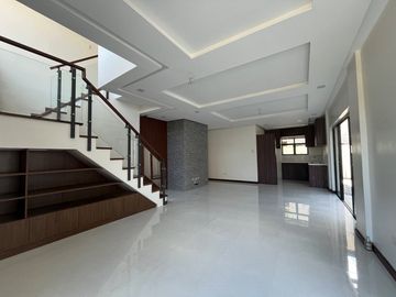 La Residencia de Sta Rosa BRAND NEW HOUSE & LOT FOR SALE (Nuvali Area)