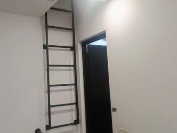 SEWA RUKO CANTIK SIAP HUNI DAN STRATEGIS KEMANG RAYA JL. KEMANG RAYA JAKARTA SELATAN