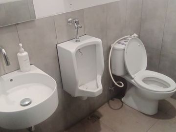 SEWA RUKO CANTIK SIAP HUNI DAN STRATEGIS KEMANG RAYA JL. KEMANG RAYA JAKARTA SELATAN