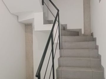 SEWA RUKO CANTIK SIAP HUNI DAN STRATEGIS KEMANG RAYA JL. KEMANG RAYA JAKARTA SELATAN