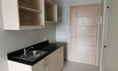 CONDO IN TAFT MANILA IN FRONT OF UP MANILA AND PGH