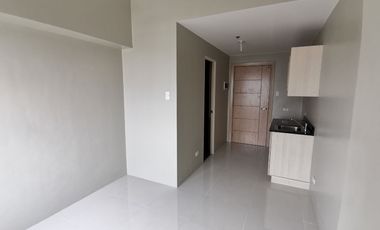 CONDO IN TAFT MANILA IN FRONT OF UP MANILA AND PGH