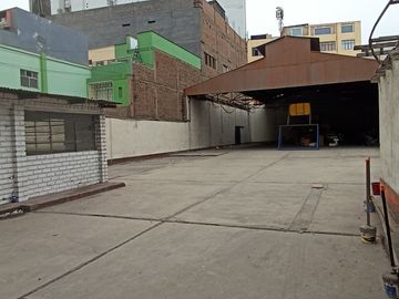 VENTA DE TERRENO, 957 M2, PARA 7 O MAS PISOS, ZONA RESIDENCIAL