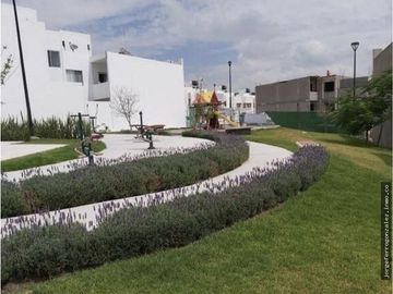 Pre-Venta casa bonita y a estrenar de 2 niveles, 3 Rec en Munic. El Marques Querétaroro JF