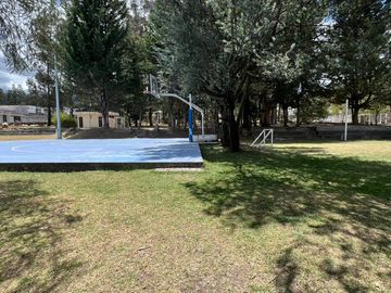 CASA EN VENTA, INDEPENDIENTE DENTRO DE URBANIZACIÓN, CONOCOTO,  VALLE DE LOS CHILLOS, QUITO ECUADOR