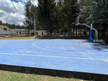 CASA EN VENTA, INDEPENDIENTE DENTRO DE URBANIZACIÓN, CONOCOTO,  VALLE DE LOS CHILLOS, QUITO ECUADOR